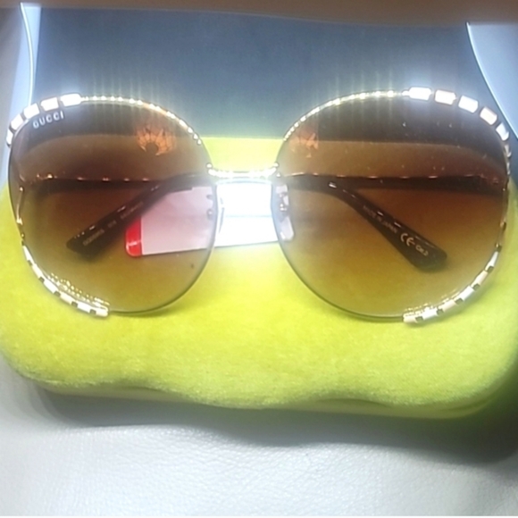 Gucci Accessories - NEW GUCCI GG0595S SUNGLASSES 004 GOLD FRAME BROWN GRADIENT LENSES MSRP $400.00.